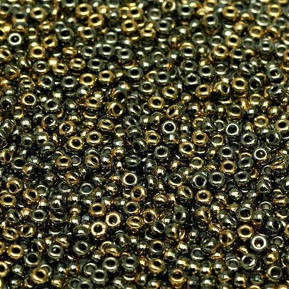 55071 - 10g Size 11/0 Miyuki seed beads in Black/California Graphite - discontinued