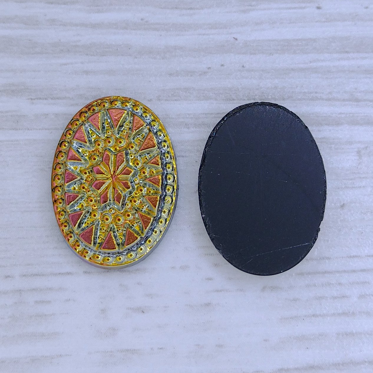 2696 - 18x13mm Compass Stone in Black Silver Iris/Bermuda Volcano