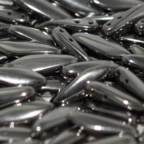 10 x two hole daggers in Full Chrome (5x16mm)