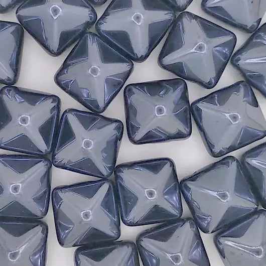 2 x 12mm pyramids in Black Lagoon