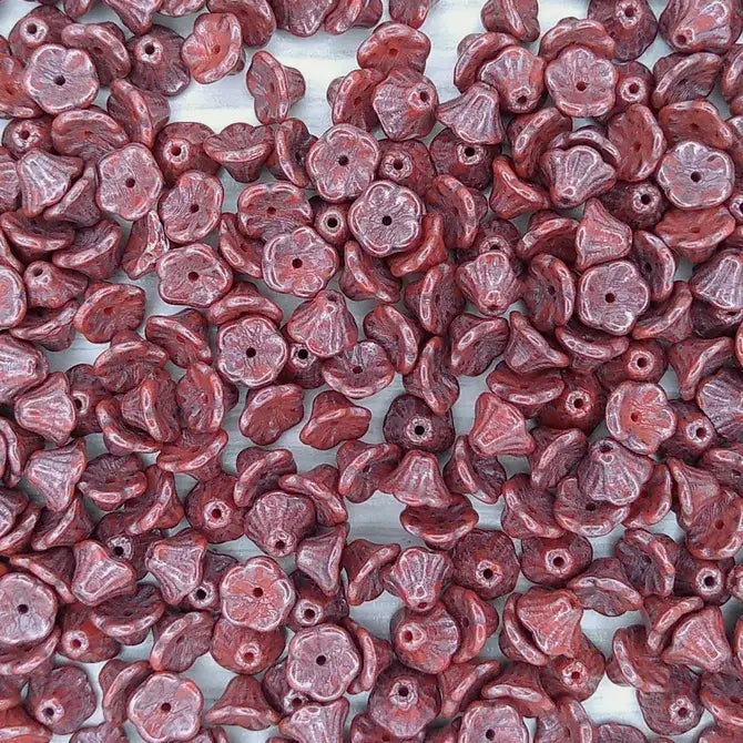 25 x flower cups in Opaque Red/Teracotta Blue (7x5mm)