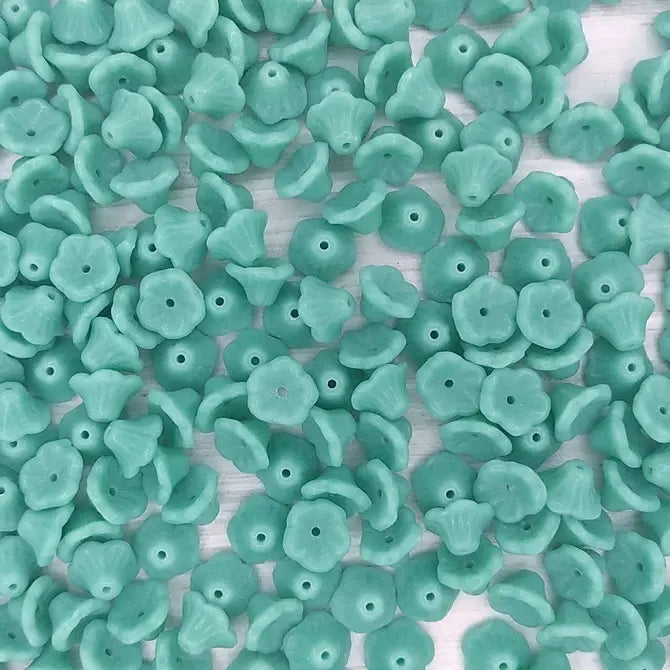 25 x flower cups in Green Turquoise (7x5mm)