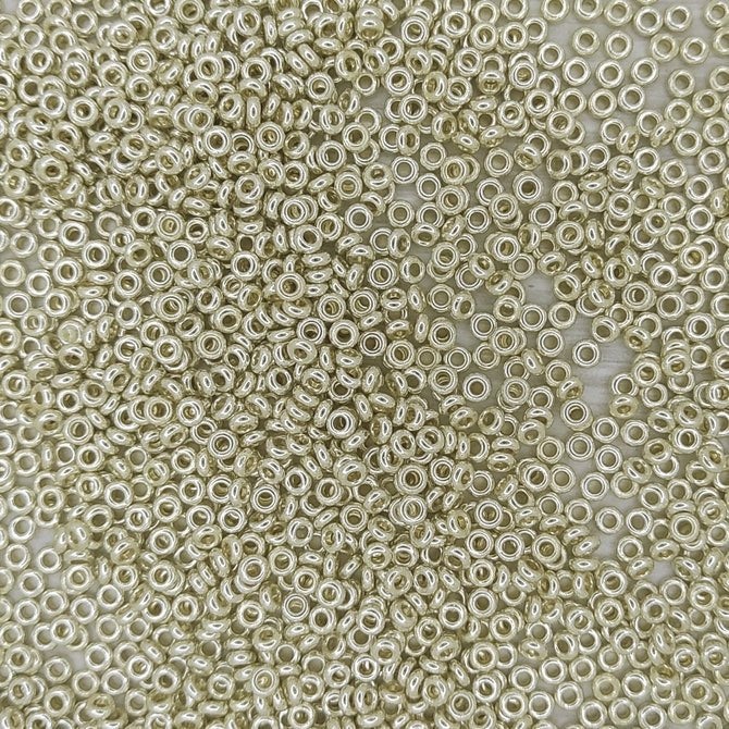 PF0558F - 5g Size 8/0 Toho Demi seed beads in Permafinish Matt Galvanised Aluminium