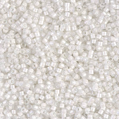 DB0066 - 1g Size 11/0 delicas in Lined White AB