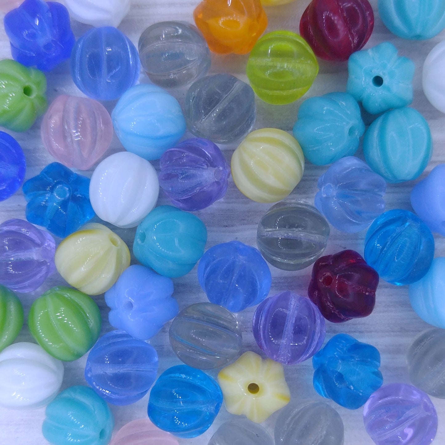 10 x 9mm melon beads in a mix of colours