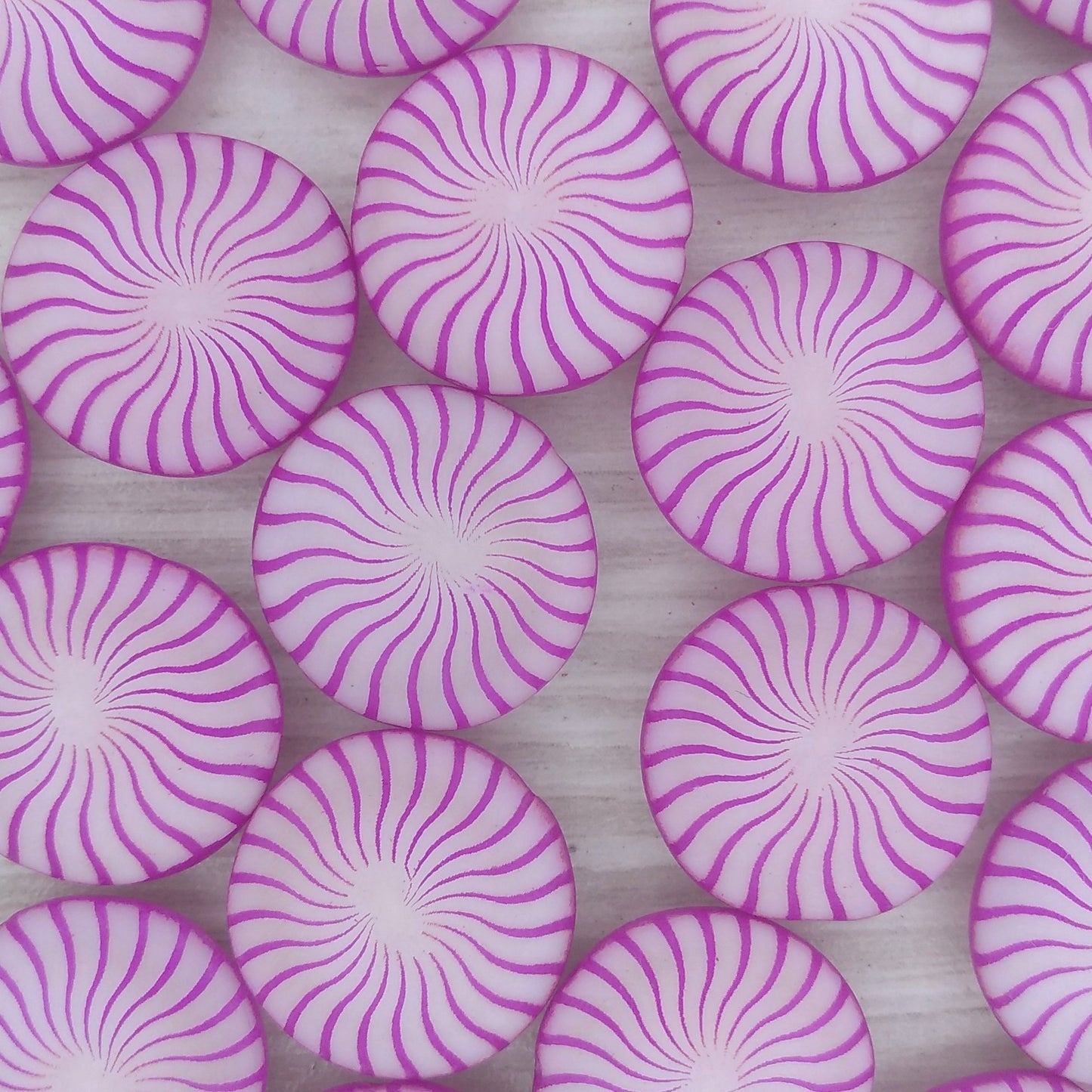 5 x 17mm lentil beads in Neon Dark Purple with Urchin