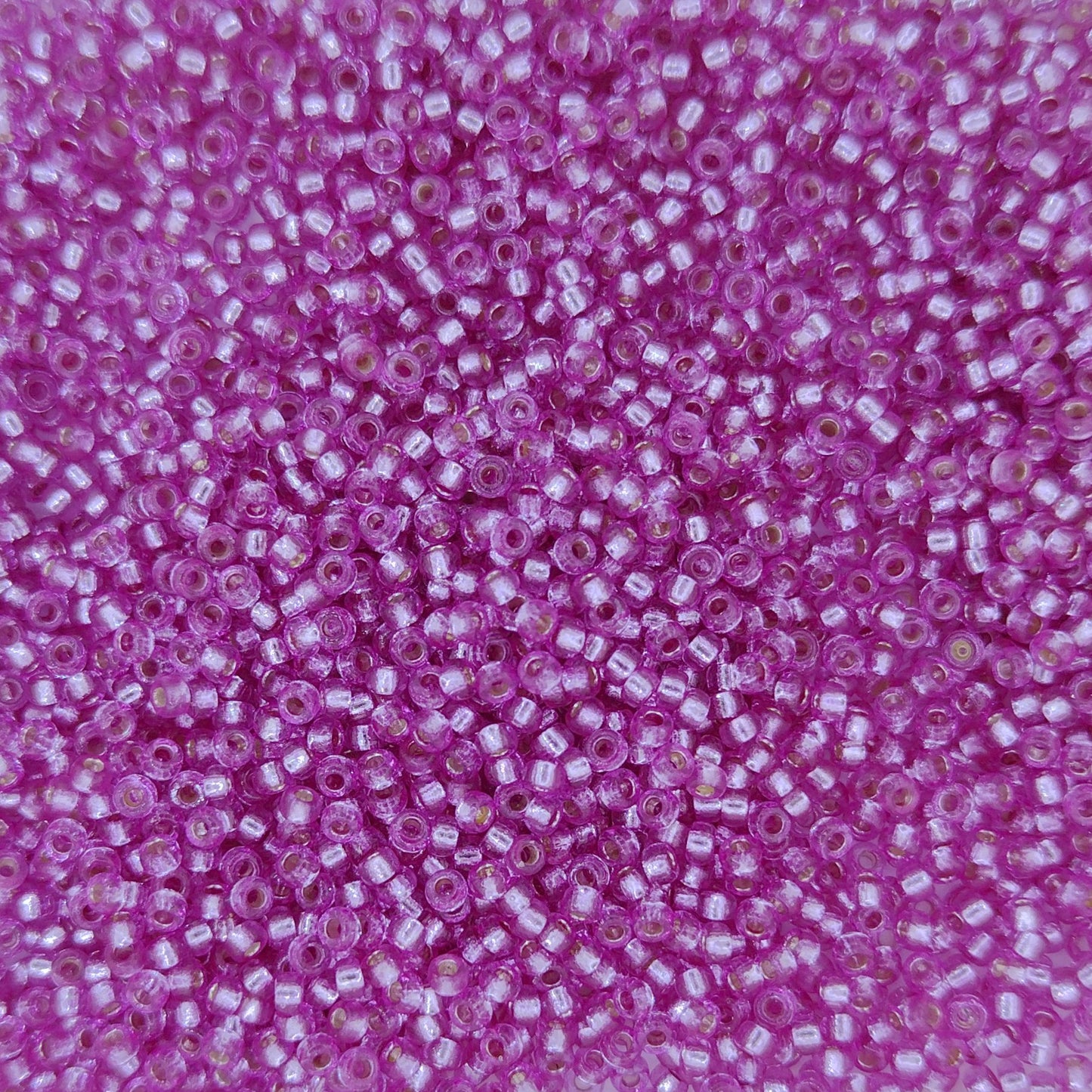 4277 - 25g Size 15/0 Miyuki seed beads in Duracoat Silver lined Orchid