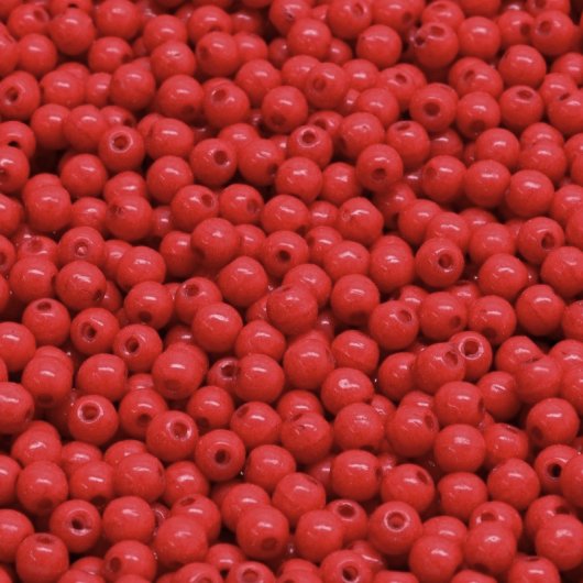 50 x 3mm round beads in Intensive Red