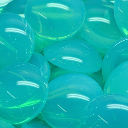 18mm cabochon in Milky Aqua