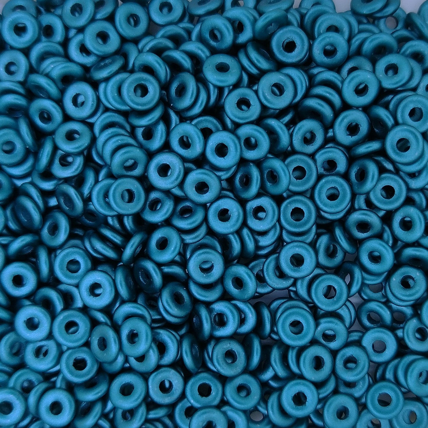 5g O beads in Pastel Emerald