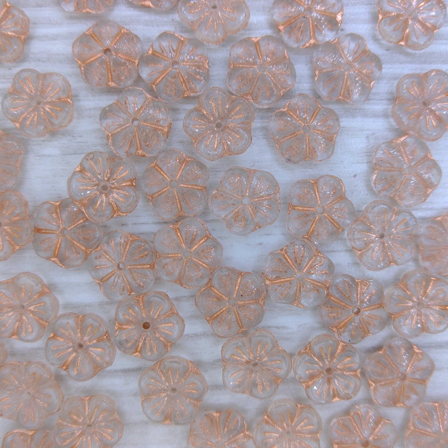 8 x 10mm Apple flowers in Crystal with Copper