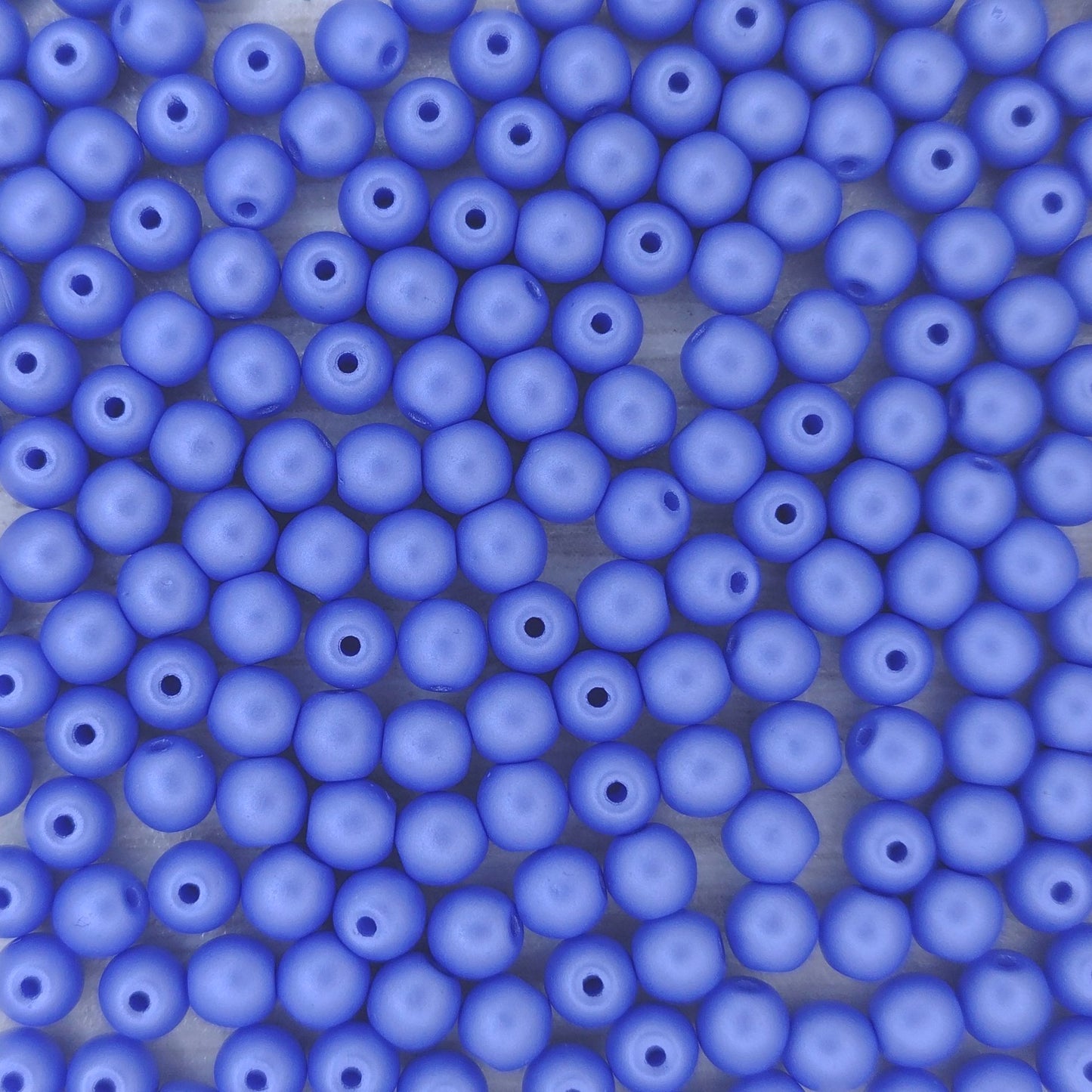 50 x 4mm round beads in Powder Blue