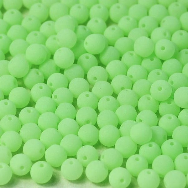 50 x 3mm round beads in Bondeli Matt Lime