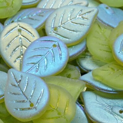 6 x Apple leaves in Matt Olivine AB (18x13mm)