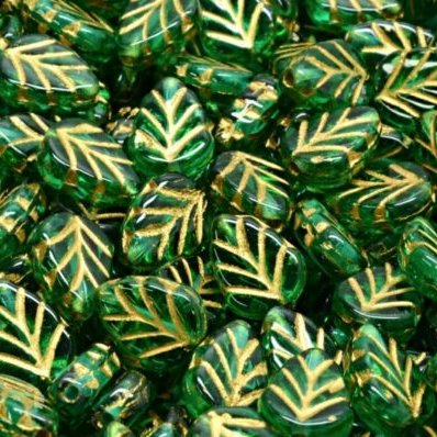 15 x Mint leaves in Emerald with Gold (10x8mm)