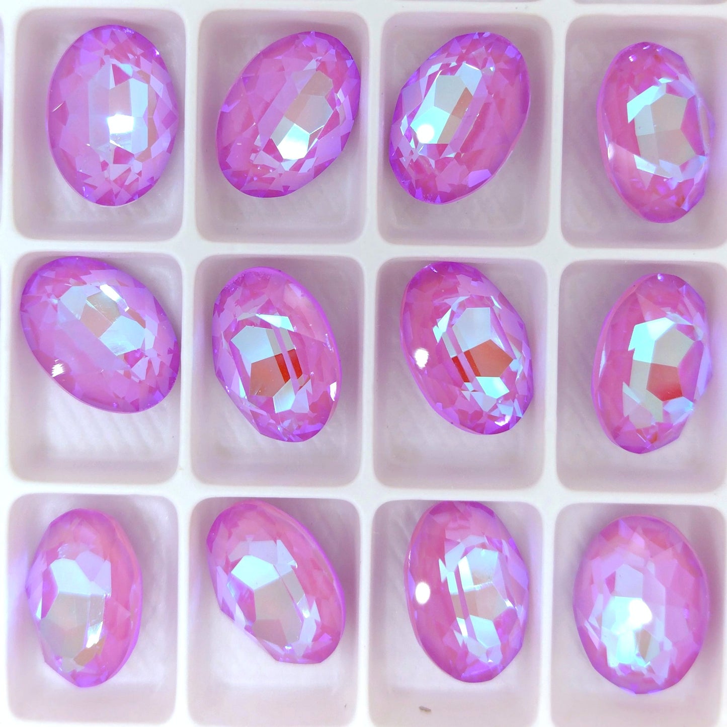 14x10mm Oval in Crystal Lilac Delite (Aurora)
