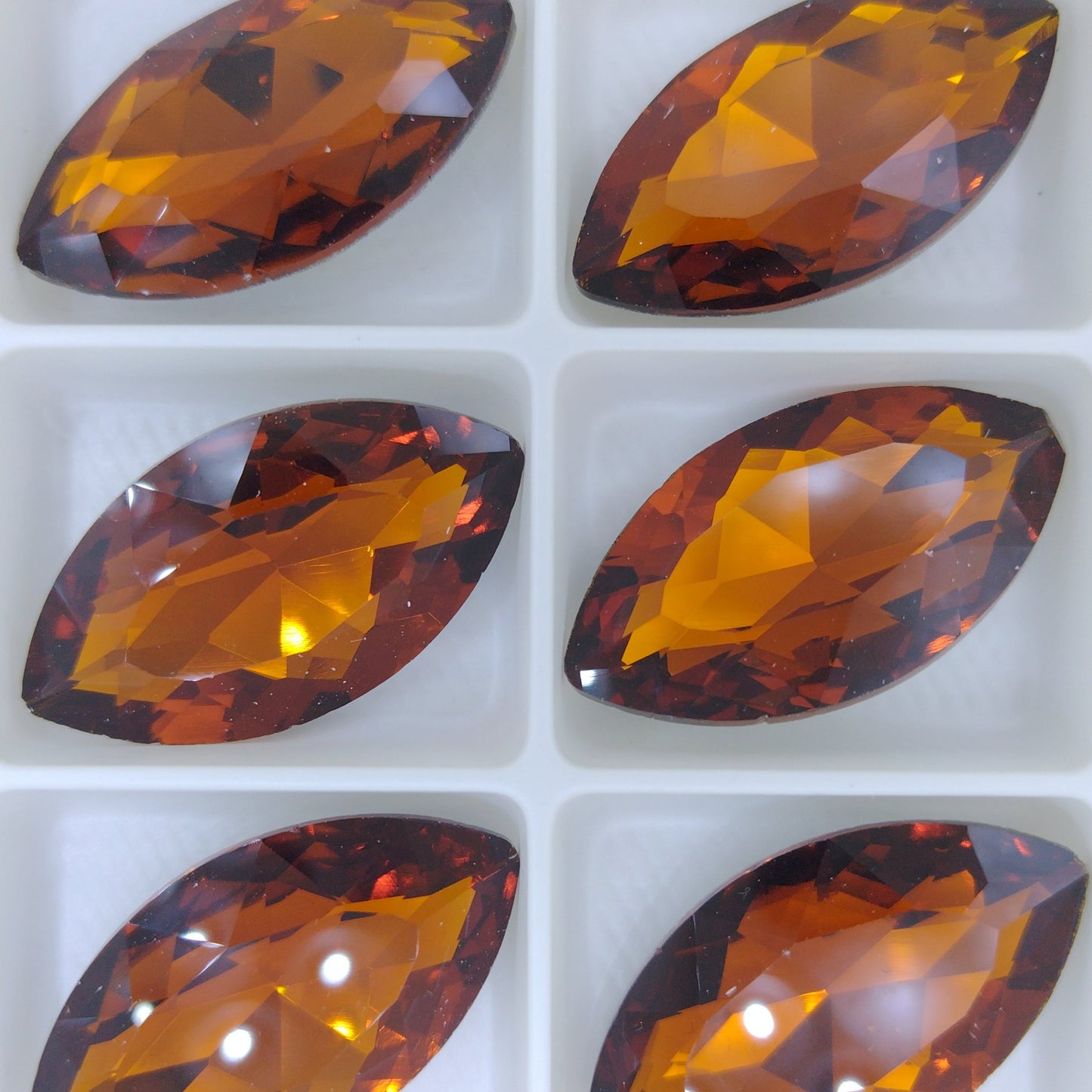 32x17mm Classical Navette in Tangerine (Aurora)