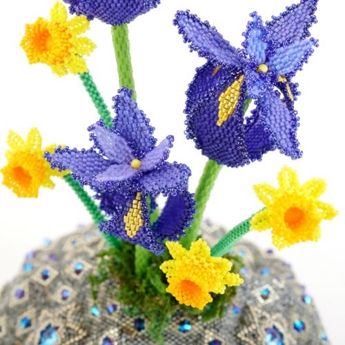 Preorder - Bead kit for the 3 Iris Flowers for Bead Sparks 2026