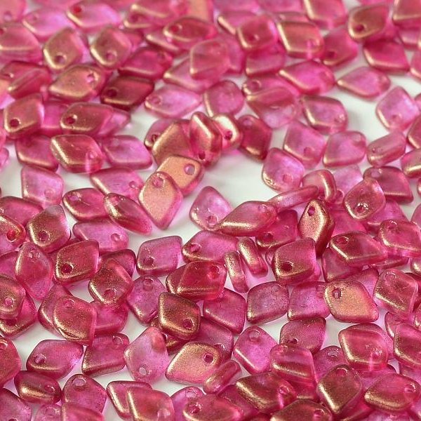 5g Dragon Scale beads in GT French Rose