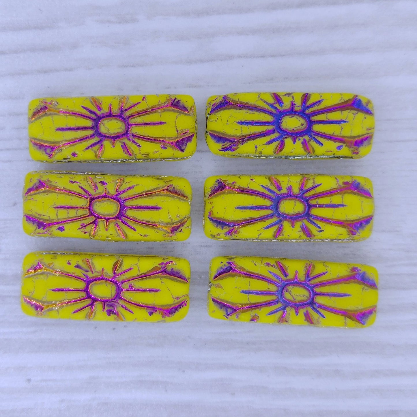 2 x Flower rectangles in Matt Yellow with Sliperit (20x8mm)
