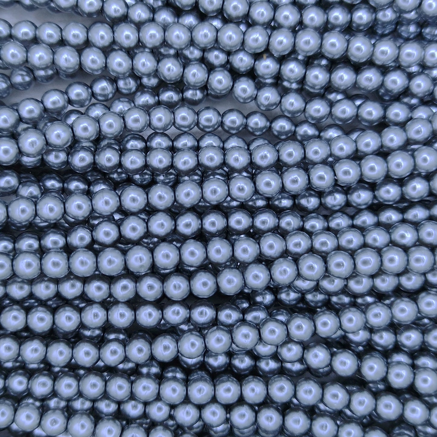 150 x 2mm round pearls in Grey