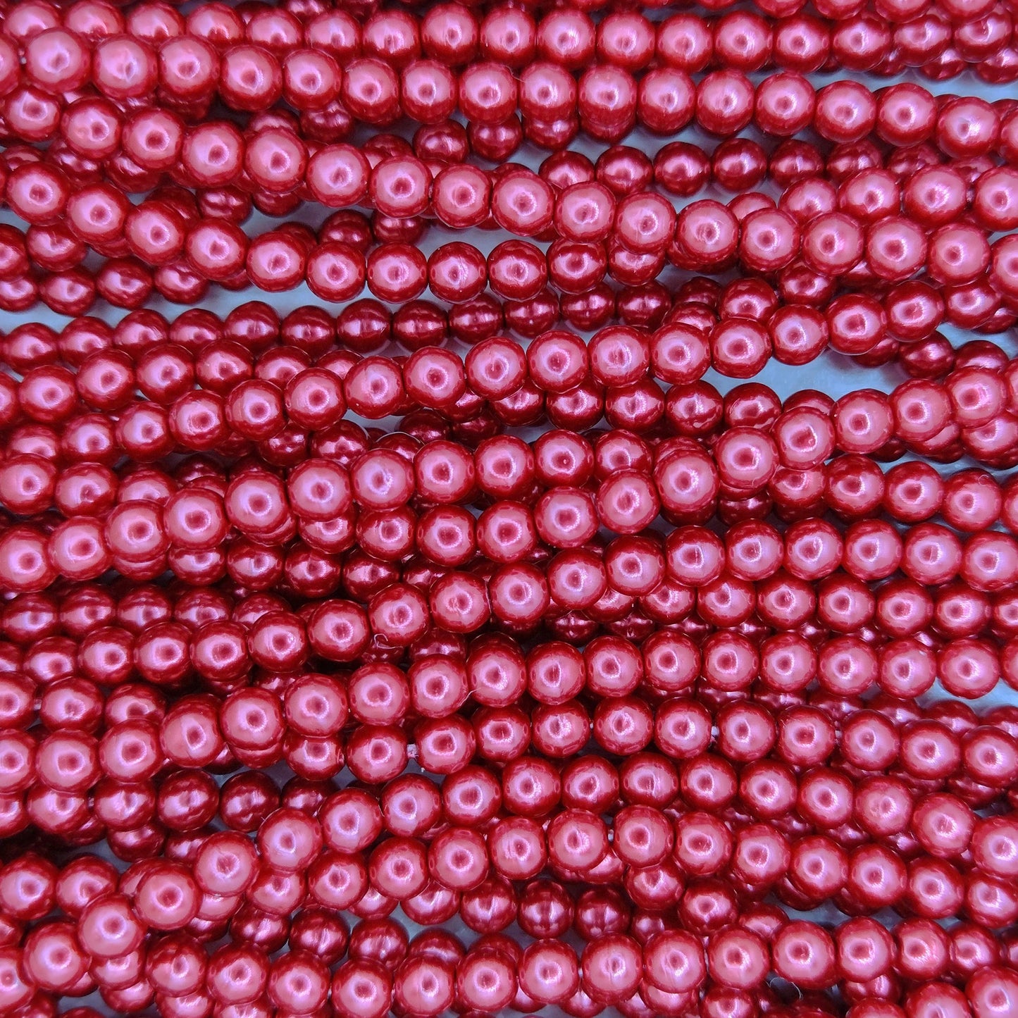 150 x 3mm round pearls in Red