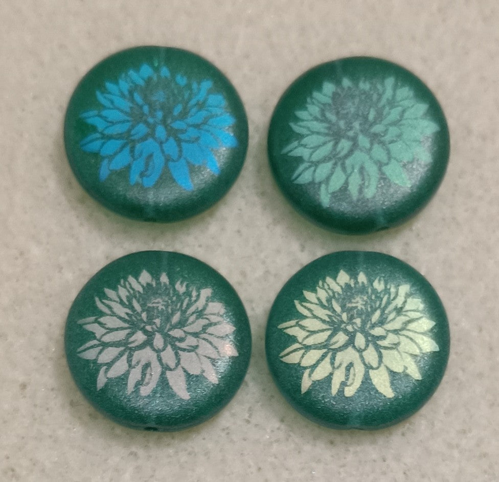 4 x 17mm disc beads in Matt Dark Green with Dahlia