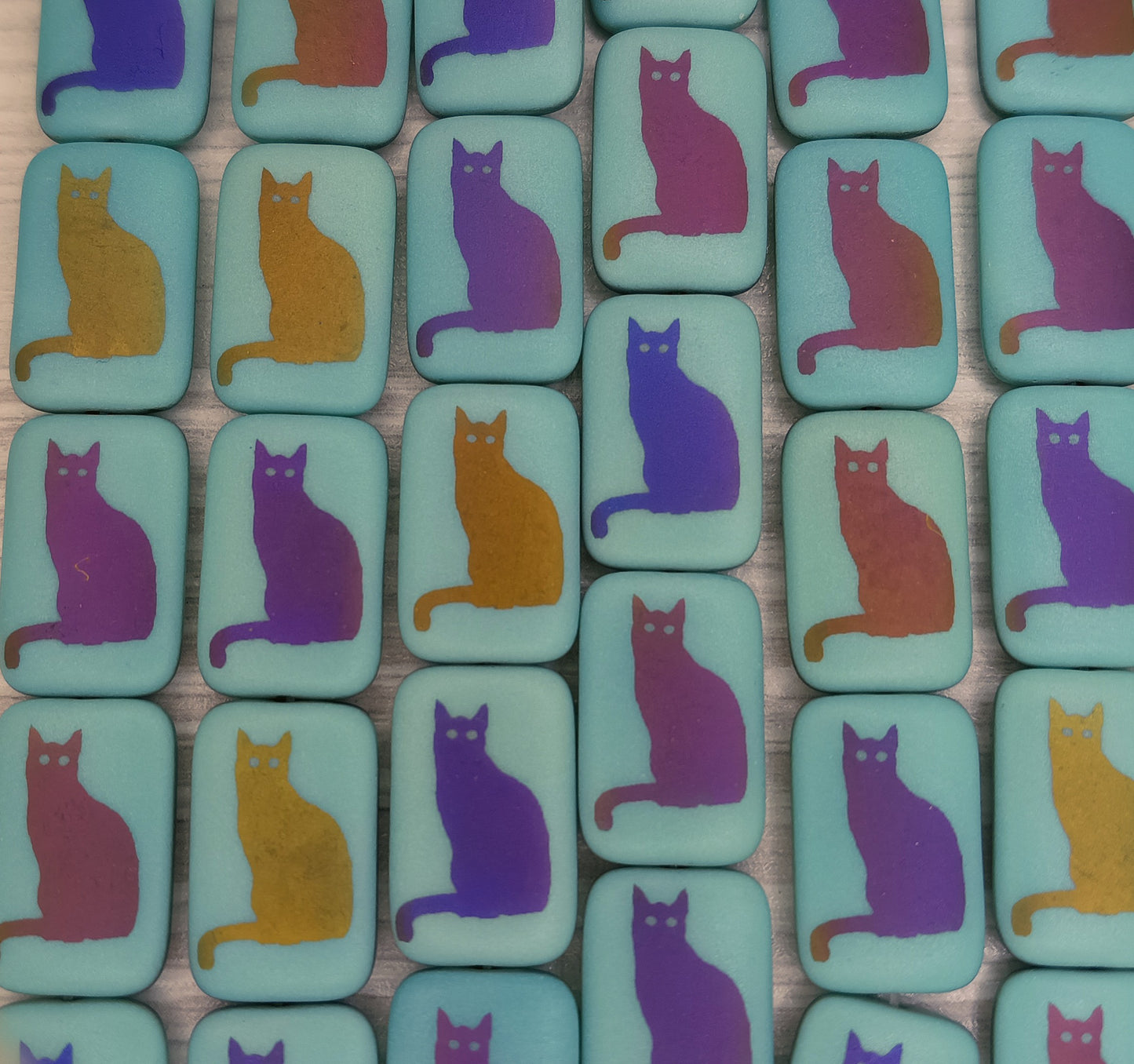 6 x Rectangular beads in Green Turquoise with cat design (18x12mm)