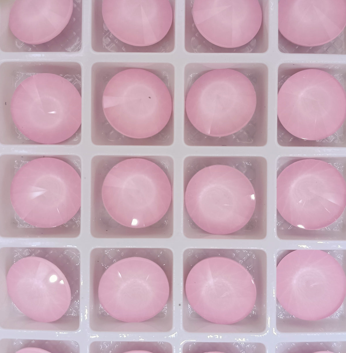 14mm rivoli in Crystal Powder Rose (Aurora)