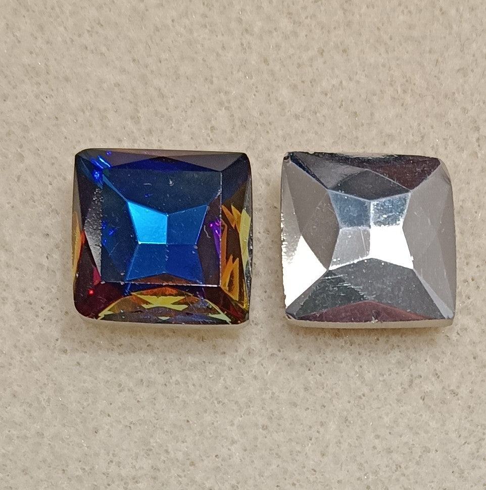 2639 - 16mm Square Doublet cabochon in Iris Bermuda