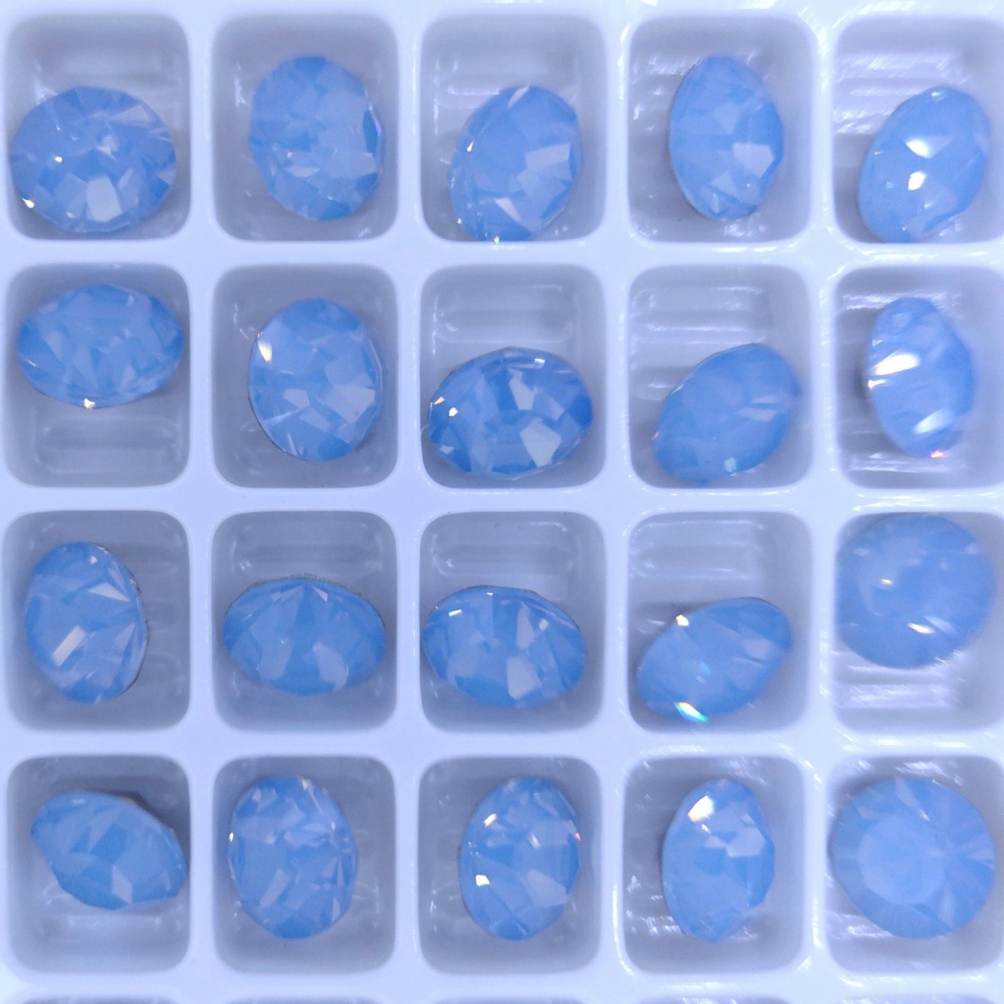 SS39 or 8.3mm Chaton Maxima in Light Sapphire Opal (Preciosa)