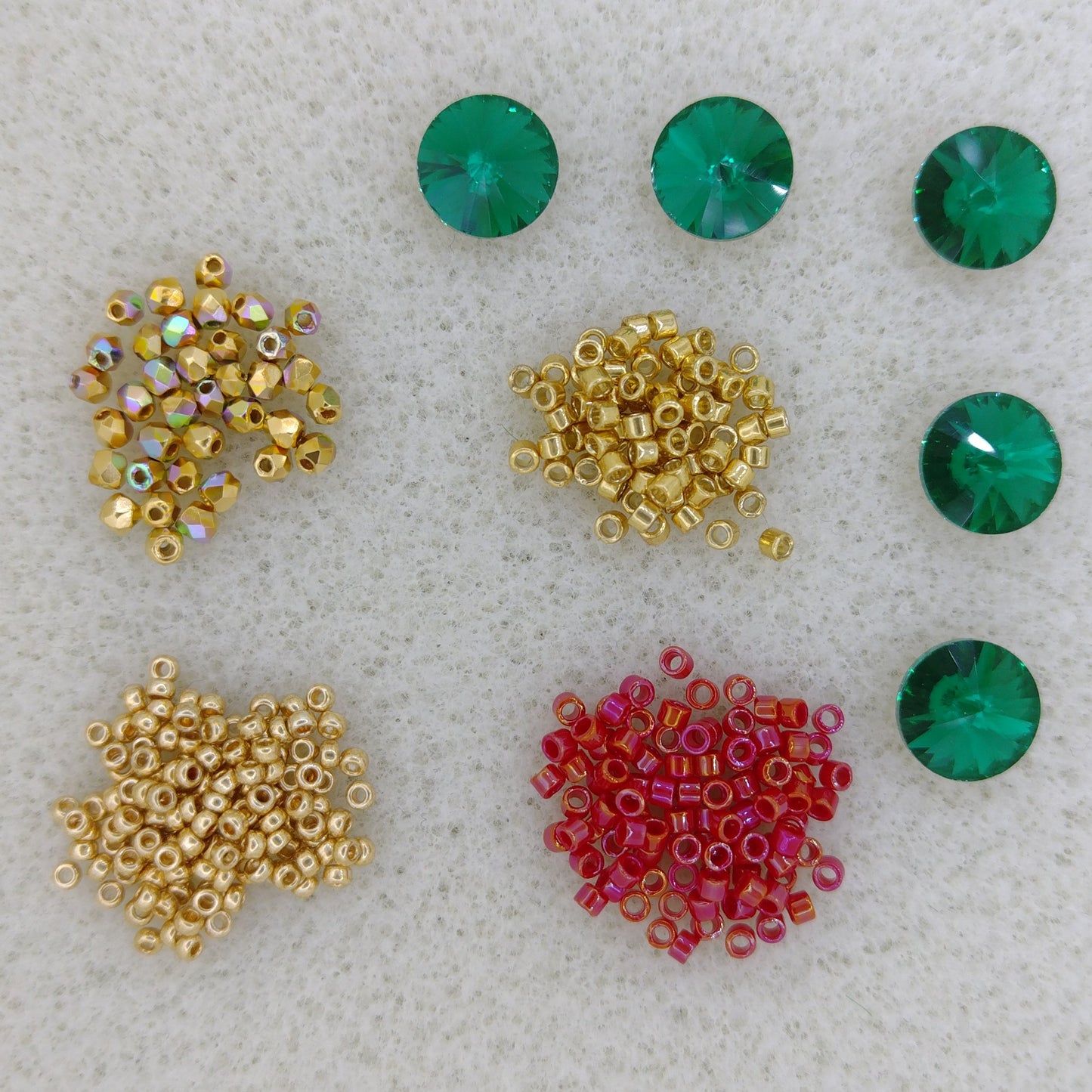 Ornament Bead Kit - Jean Power's Winter 2024 Beadalong in Green, Red and Gold with Rivolis