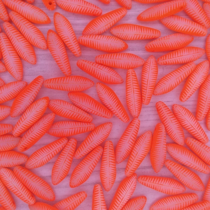 10 x daggers in Neon Orange with laser etched Feather (5x16mm)