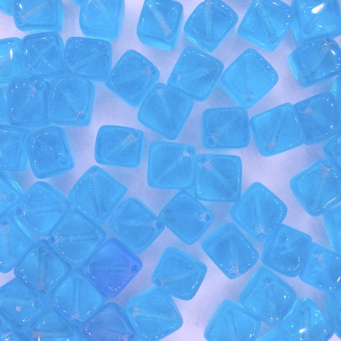 10 x 6mm cubes with diagonal hole in Turquoise Blue (vintage)