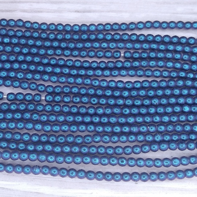 150 x 3mm round Polynesian pearls in Indigo