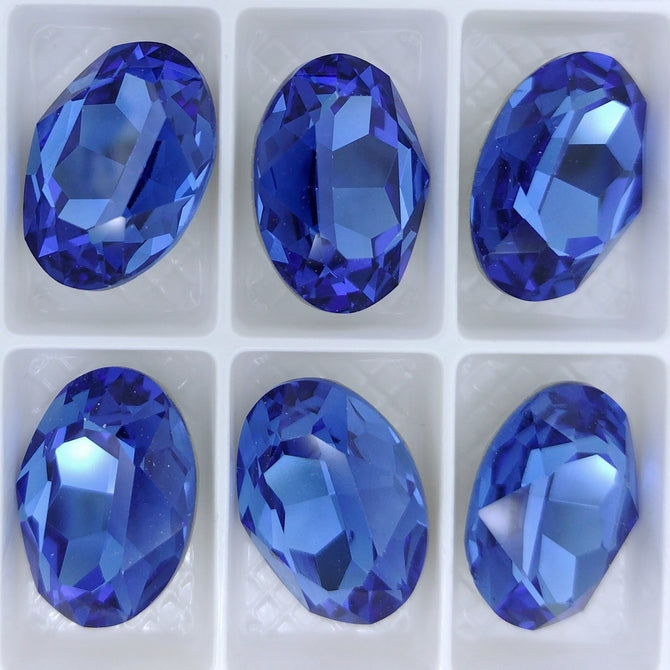 18x13mm Oval in Sapphire (Aurora)