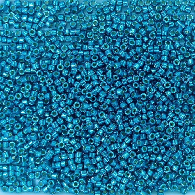 DB2513 - 5g Size 11/0 delicas in Duracoat Galvanised Capri Blue