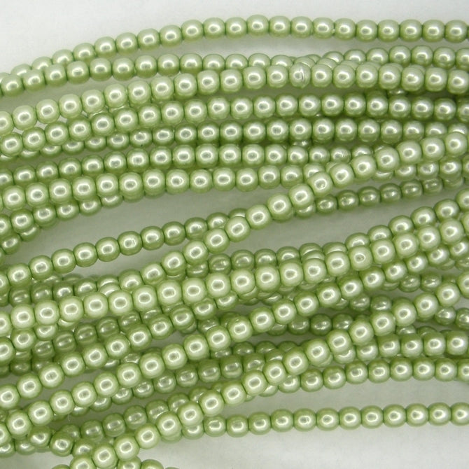 150 x 2mm round pearls in Creme Mint