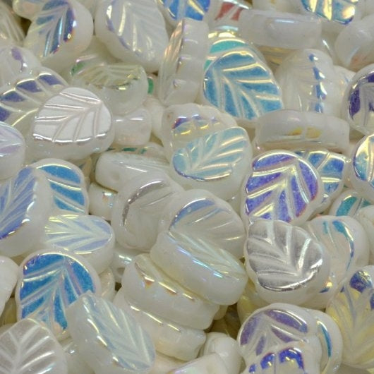 15 x Mint leaves in Alabaster with Full AB (10x8mm)