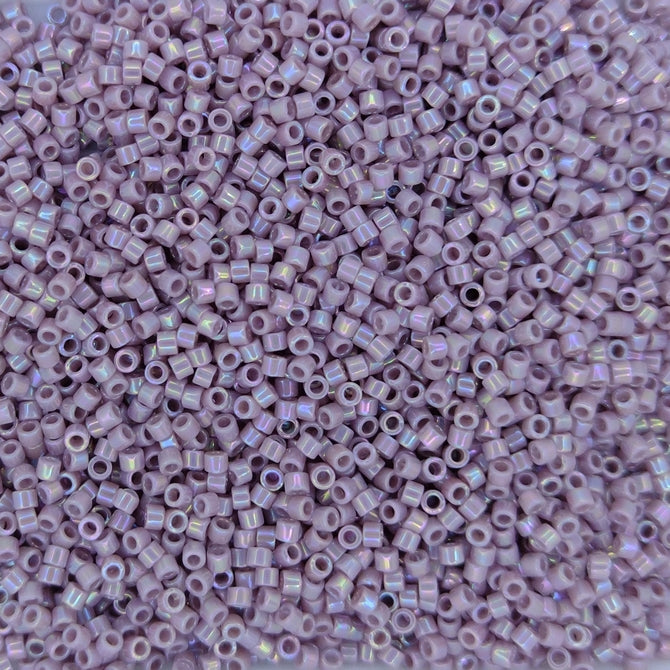 DB0158 - 1g Size 11/0 delicas in Opaque Mauve AB
