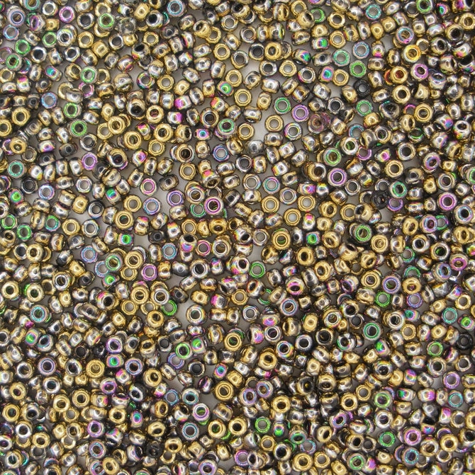 55073 - 10g Size 11/0 Miyuki seed beads in Black California Green