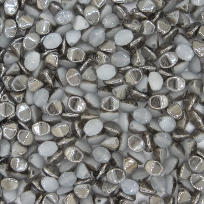 50 x pinch beads in Alabaster/Chrome (3x5mm)