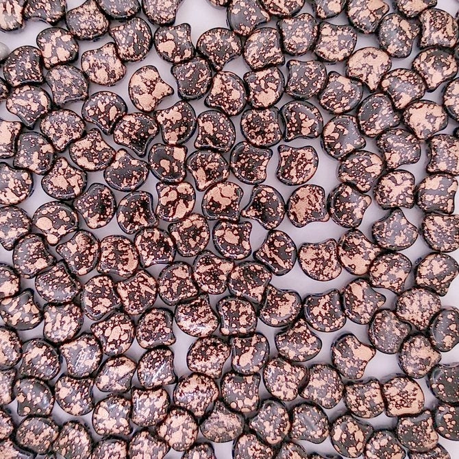 25 x Ginko beads in Black Copper Splash