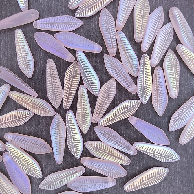 25 x daggers in Matt Rose with laser etched feather (5x16mm)