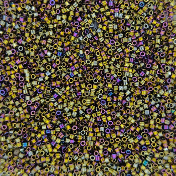 DBS0029 - 2.5g Size 15/0 delicas in Metallic Golden Olive Iris