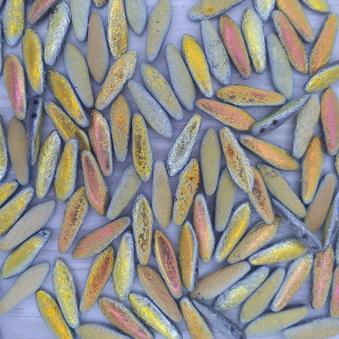 10 x two hole daggers in etched Full Marea (5x16mm)