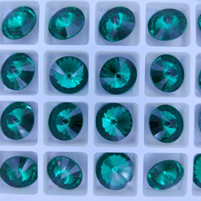 14mm rivoli in Emerald (Aurora)