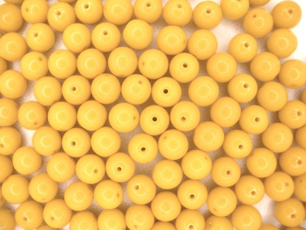 10 x 8mm round beads in Orange (1980s)