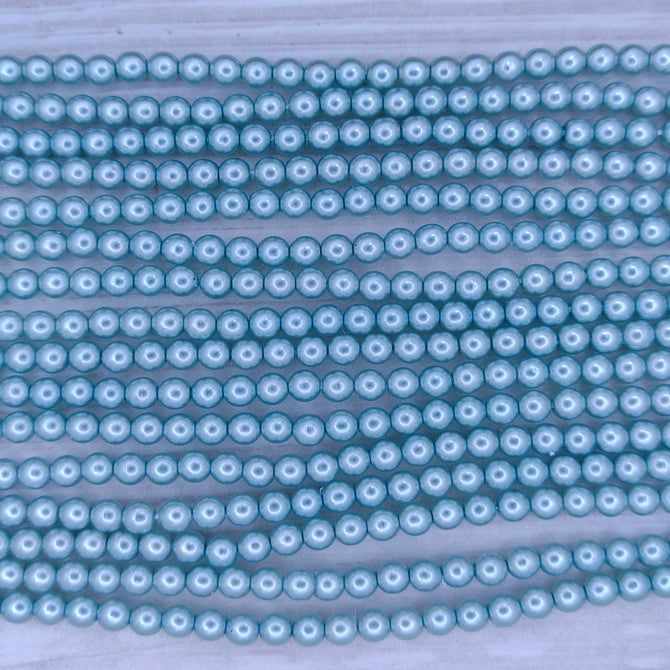 150 x 3mm round pearls in Baby Blue