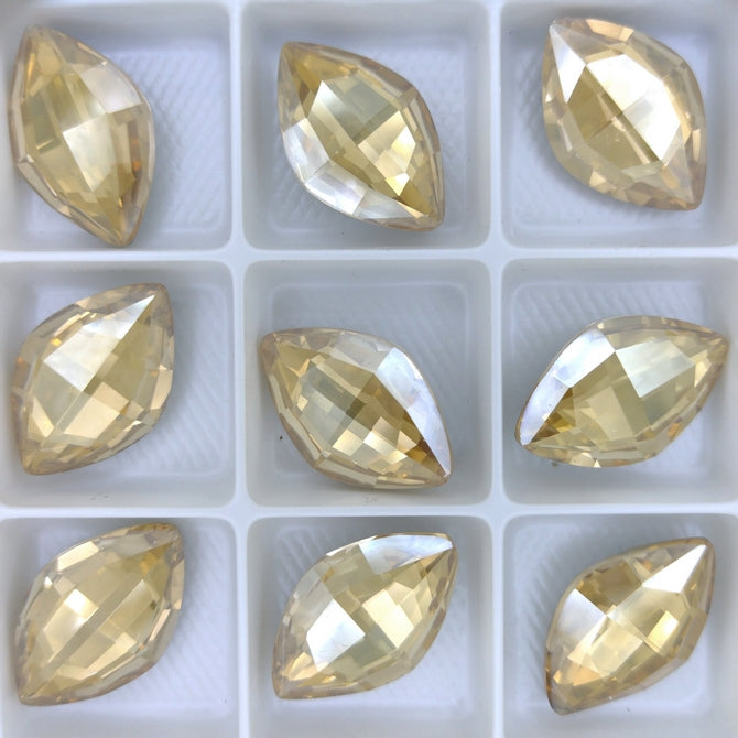 23x15mm Lemon Fancy Stone in Crystal Golden Shadow (Aurora)